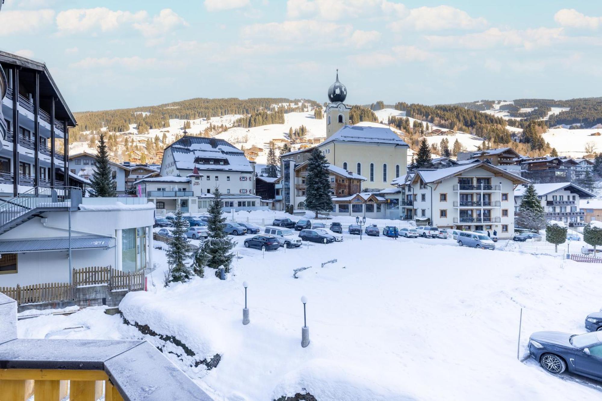Jufa Alpenhotel Saalbach المظهر الخارجي الصورة